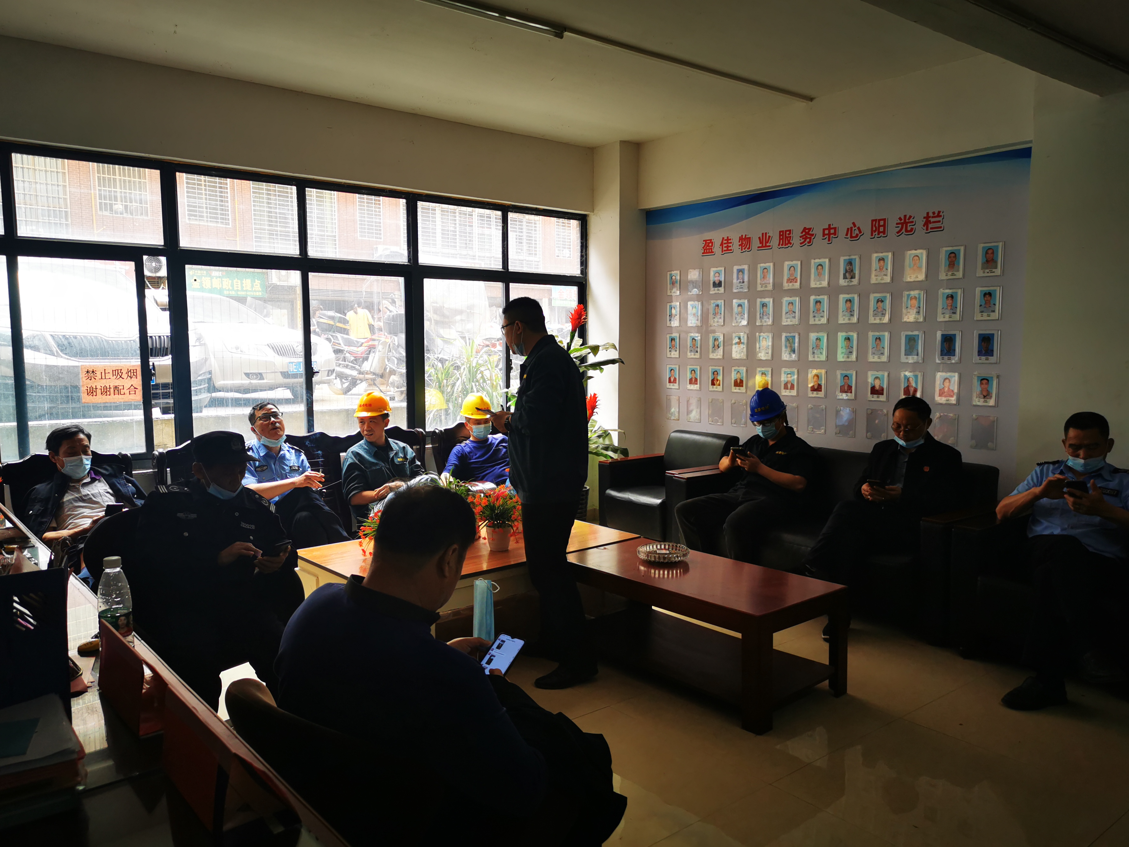 湖南晨菱电梯有限公司,湖南乘客电梯生产厂家,湖南乘客电梯定制,观光电梯,医用电梯,载货电梯,自动扶梯